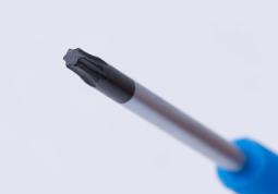 WKRĘTAK PRECYZYJNY TORX T5 3,0 x 40mm King Tony 14330515