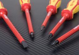 WKRĘTAK PŁASKI IZOLOWANY 5,5 x 1,0mm 5,5 x 125mm King Tony 14725505