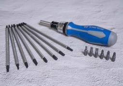 TELESKOPOWY WKRĘTAK DO BITÓW 1/4" Z GRZECHOTKĄ Z ZESTAWEM BITÓW (PH, PZ, SL, TORX, HEX) 16 CZ. King Tony 32526MRN